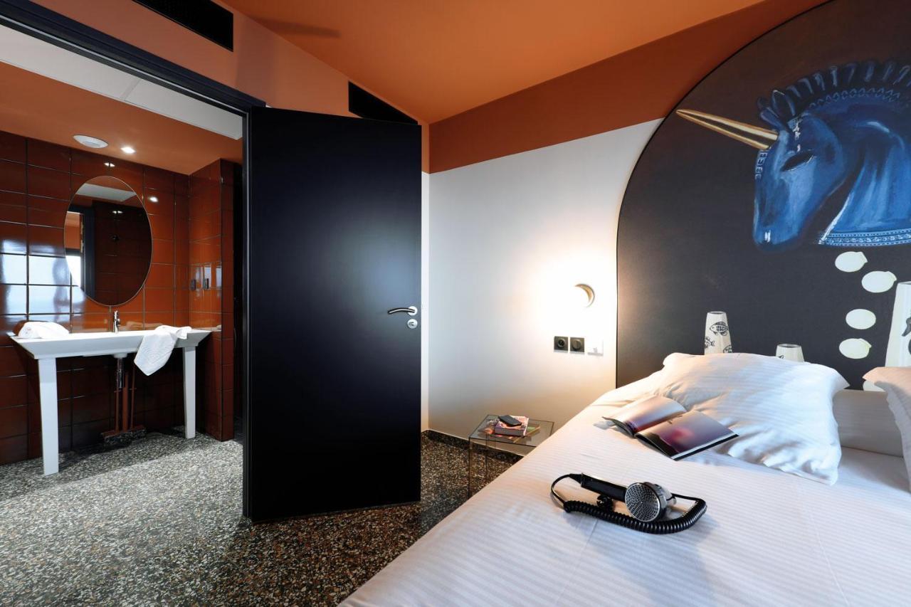 Hotel Dina Morgabine Saint Denis Exterior foto