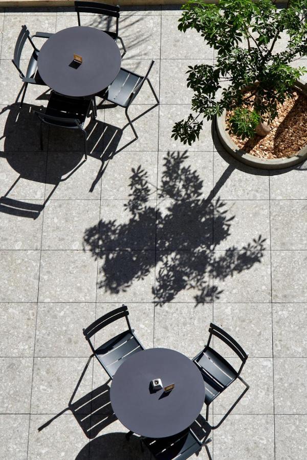 Hotel Dina Morgabine Saint Denis Exterior foto