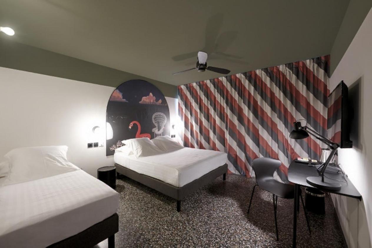 Hotel Dina Morgabine Saint Denis Exterior foto